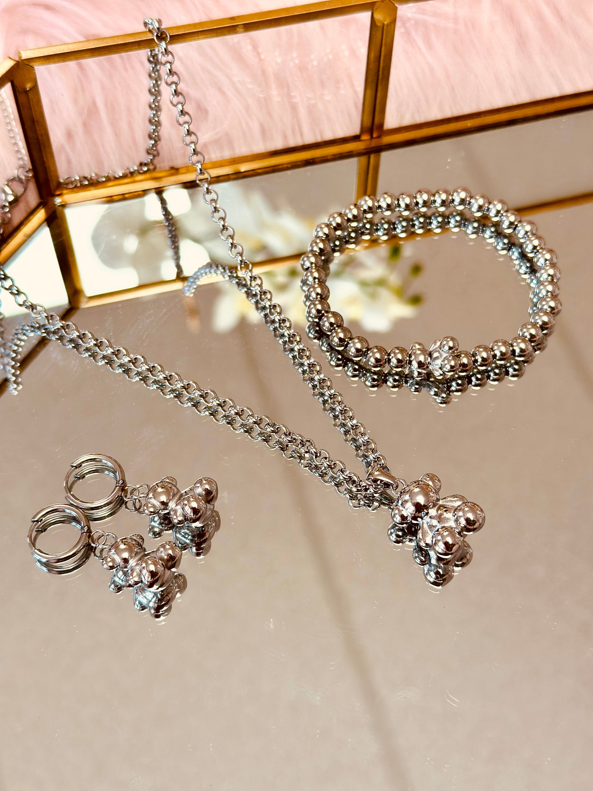 Set de 3 piezas inspirado en el oso famoso