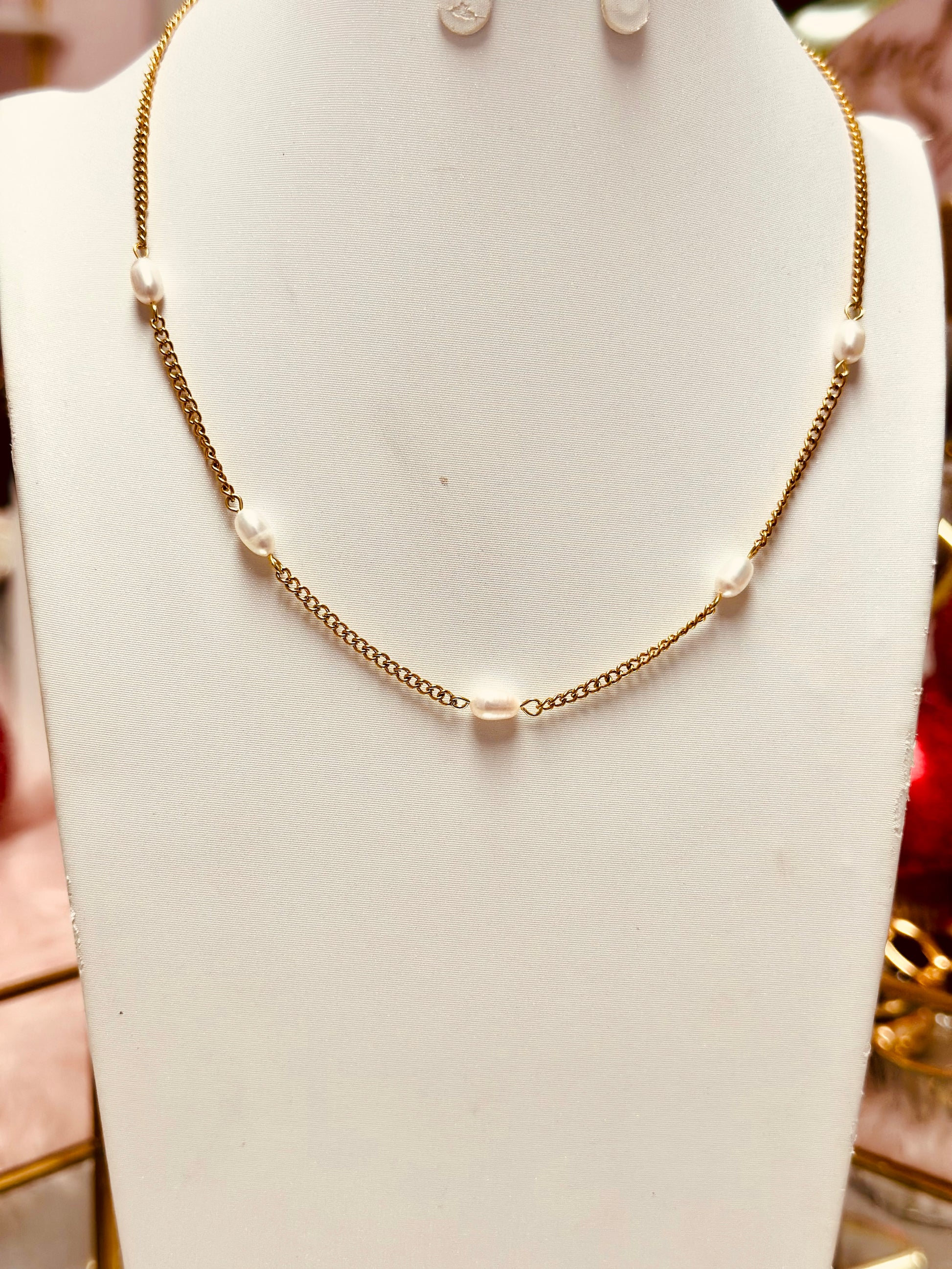 Collar de perlas de agua dulce
