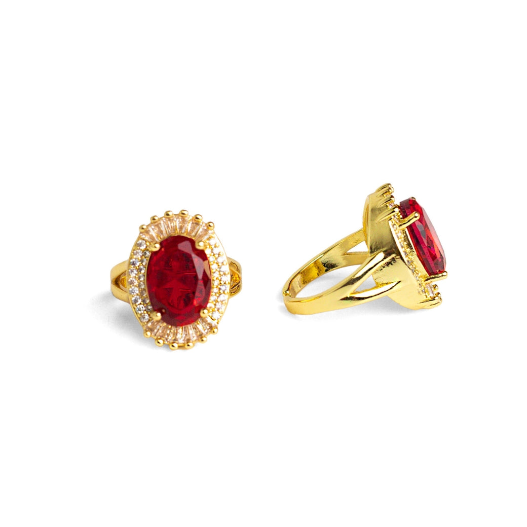 Anillo ovalado con zirconia roja