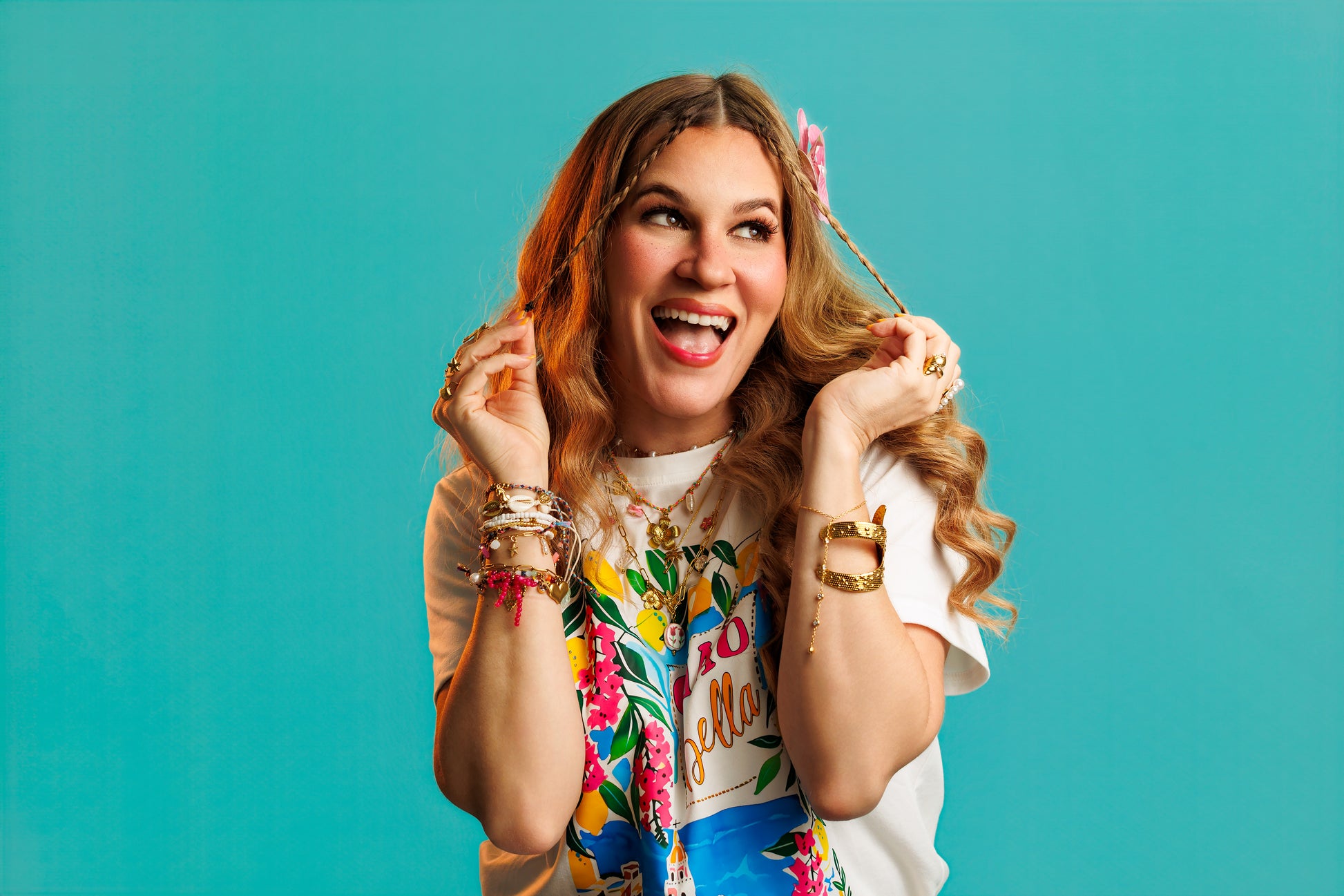 Pulsera de hilo con lazo, corazón, perla, zirconia