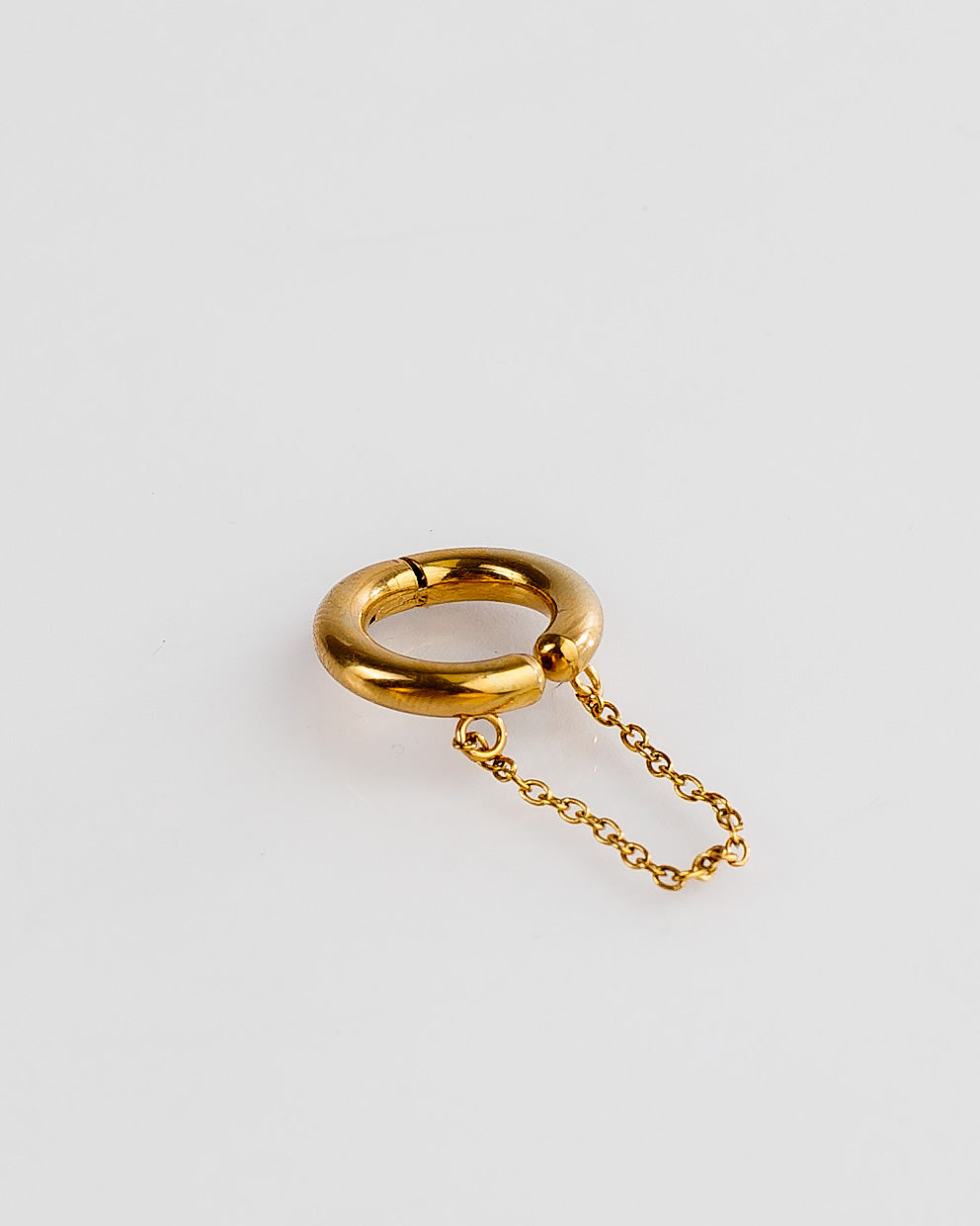 Ear cuff