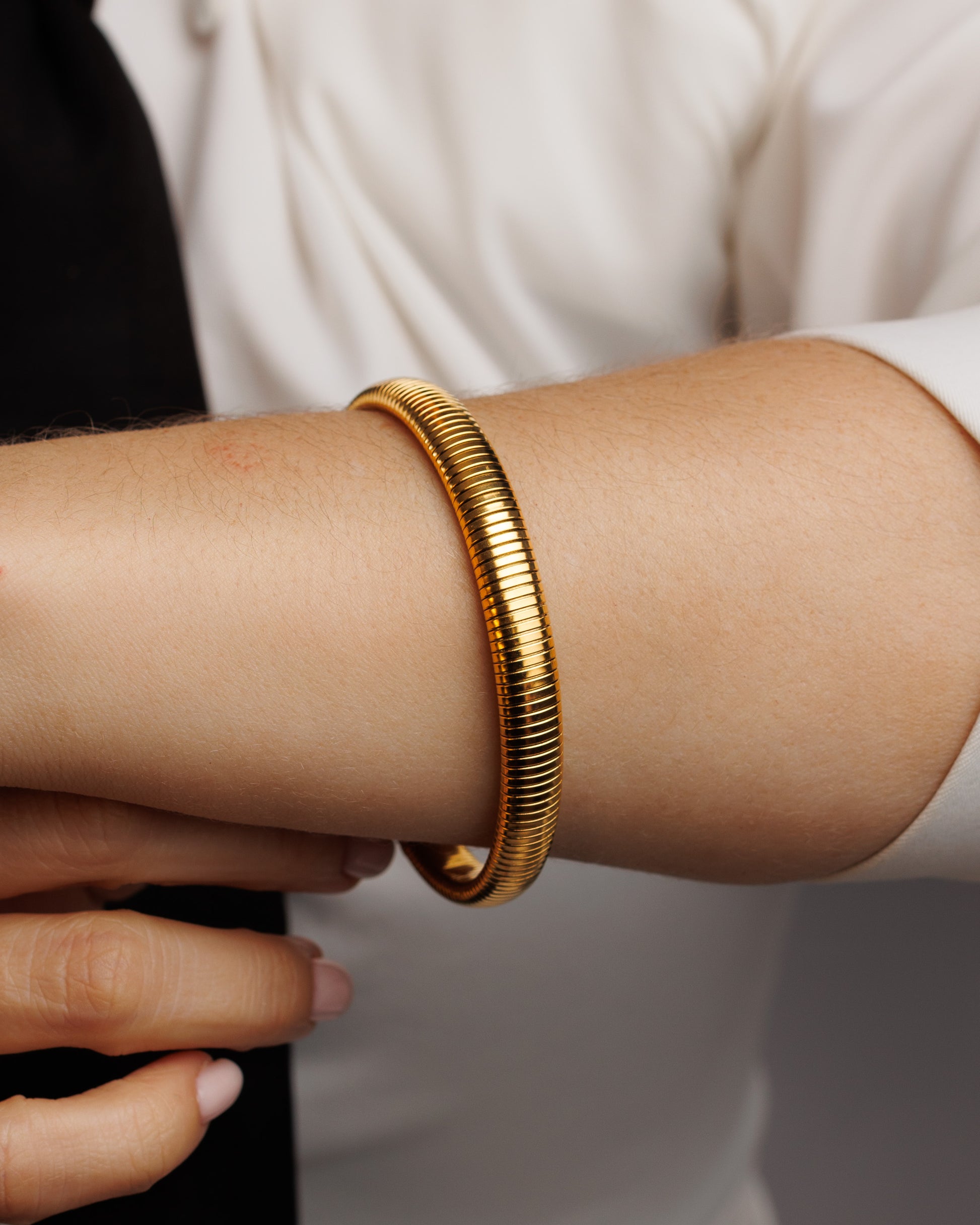 Pulsera fina