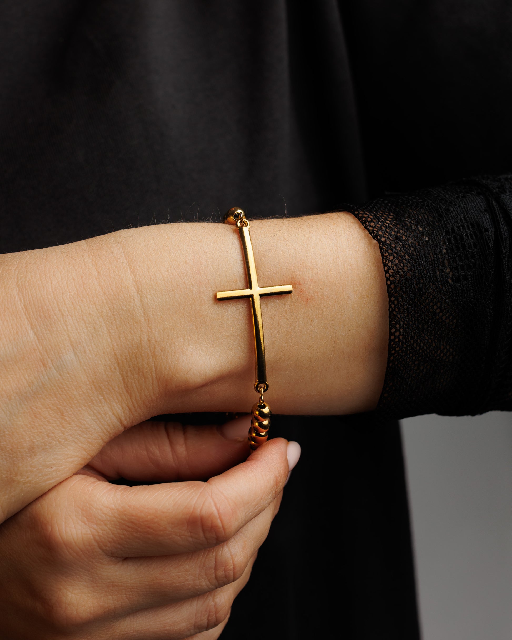 Pulsera de cruz grande militar