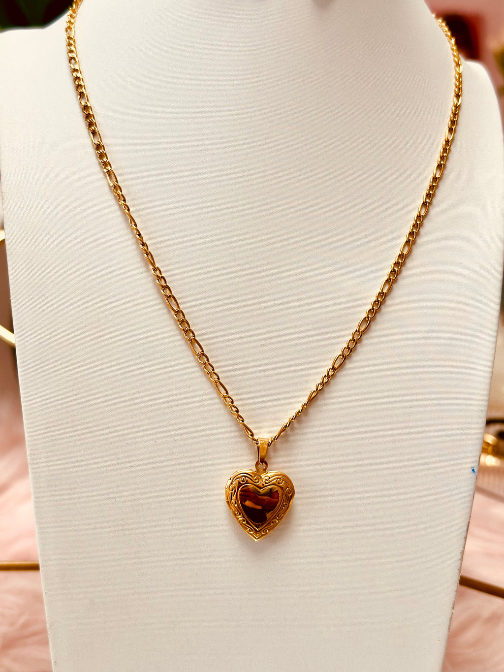 Collar con corazón para poner foto