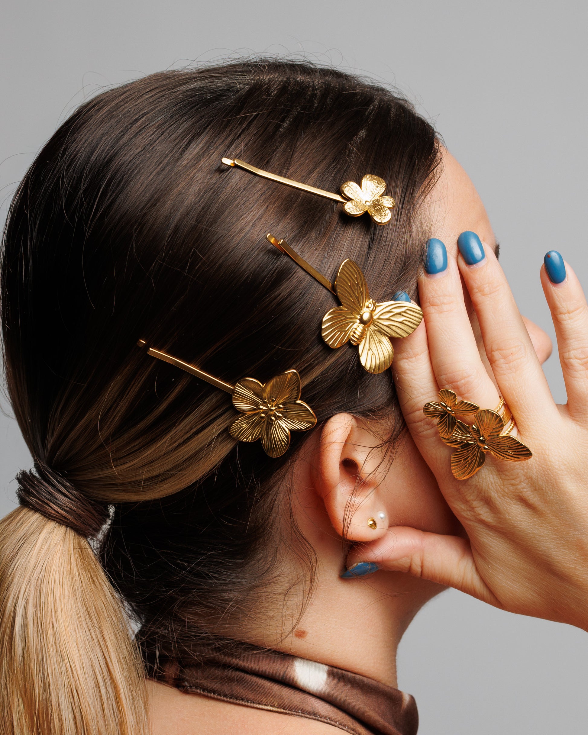 Hebilla de cabello con flor