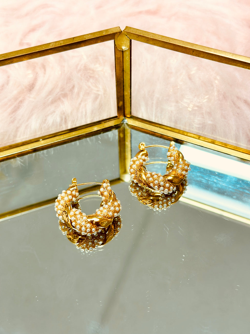 Hoops chunky torcidos elegantes con perlas