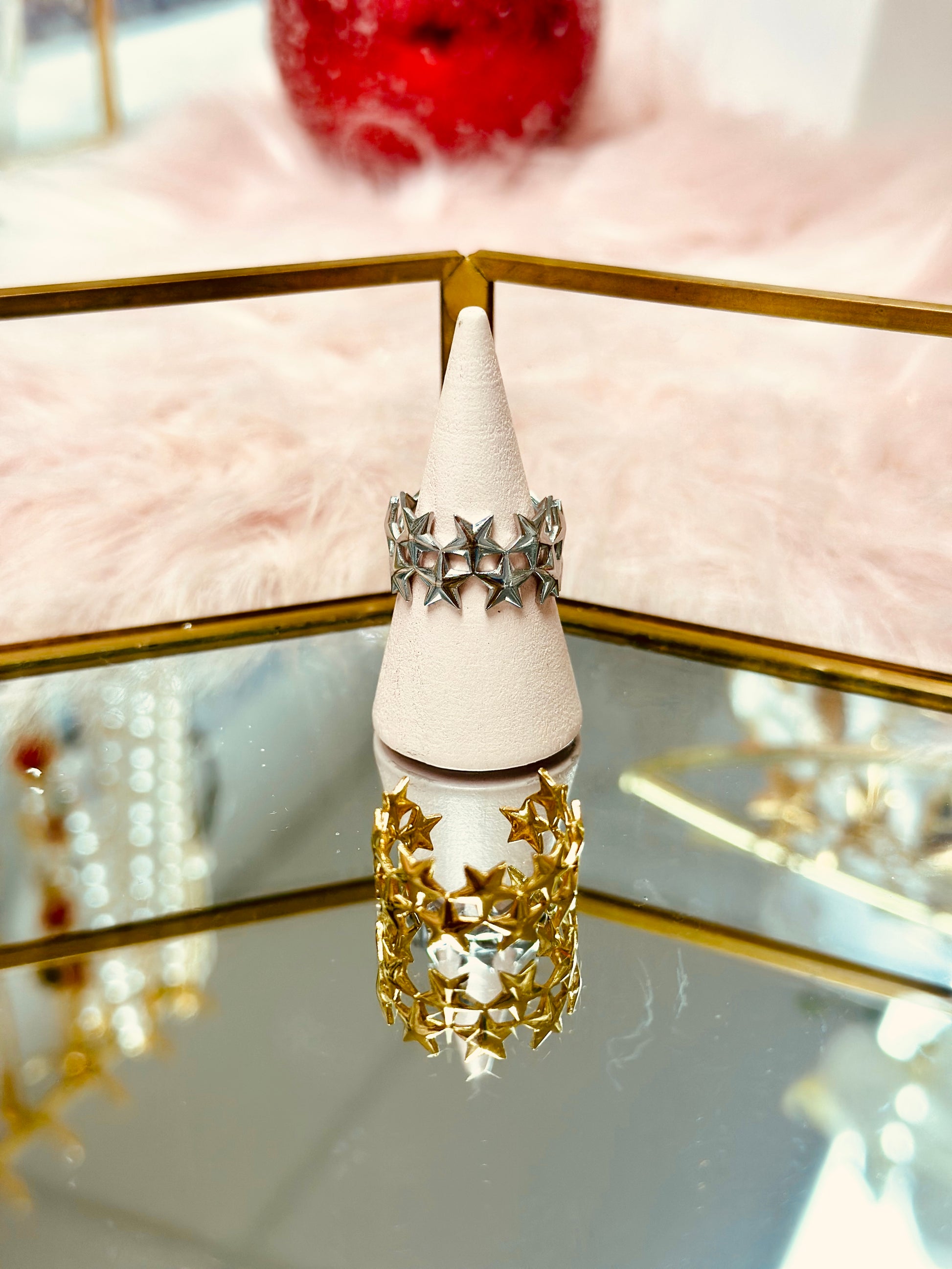 Anillo de muchas estrellas pequeñas