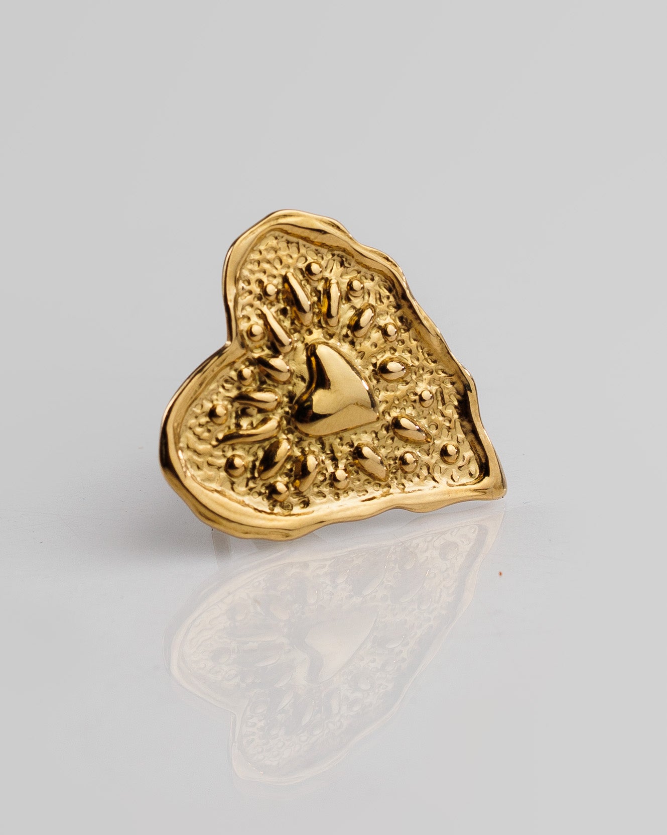 Anillo grande de corazón
