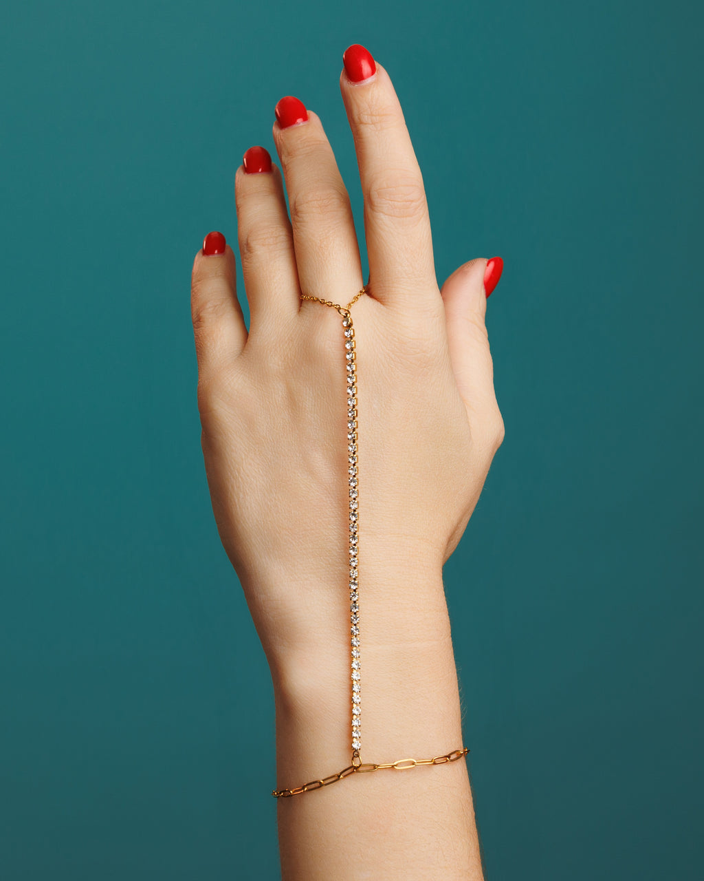 Pulsera y anillo elegante con piedras zirconias