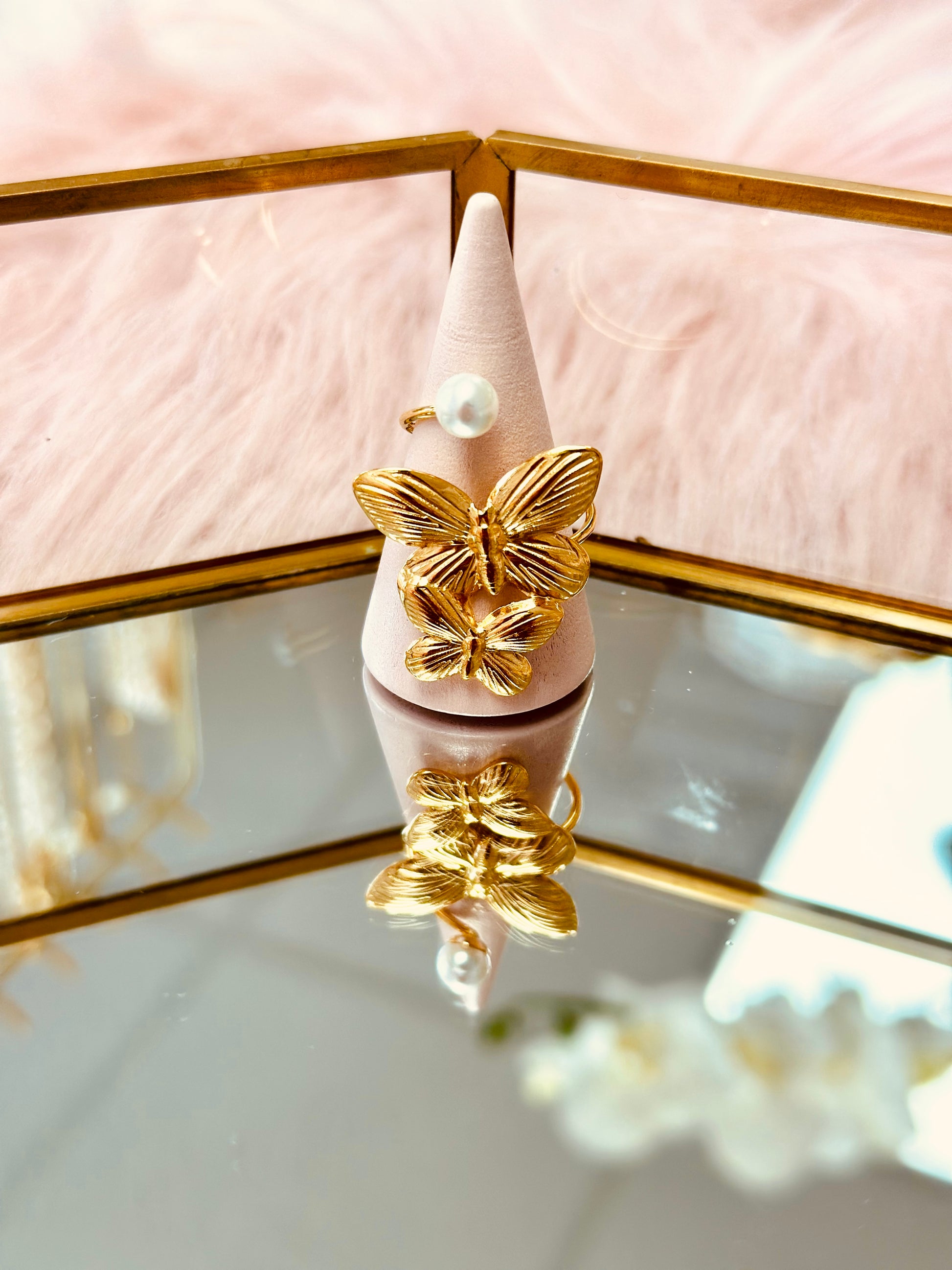 Anillo mariposa doble con perla
