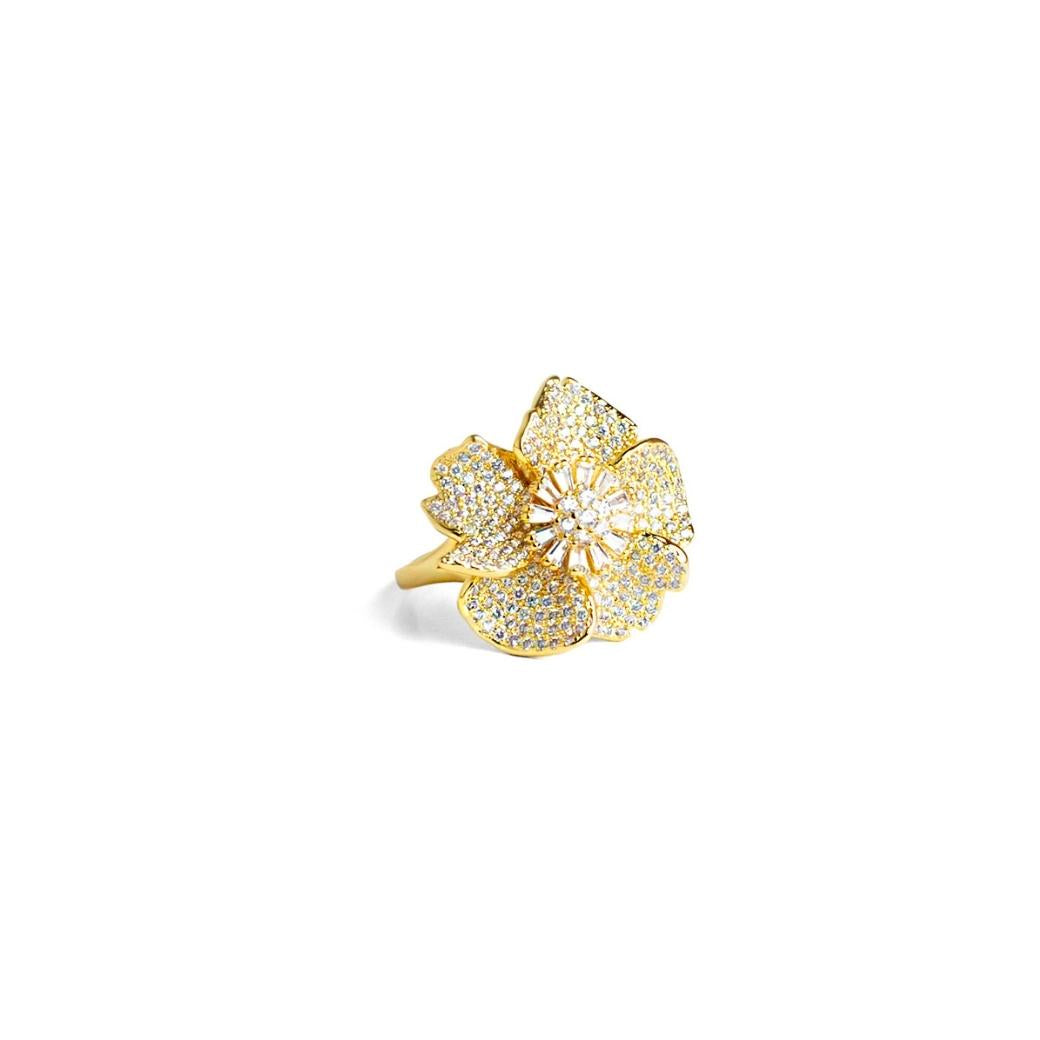 Anillo de flor con zirconias