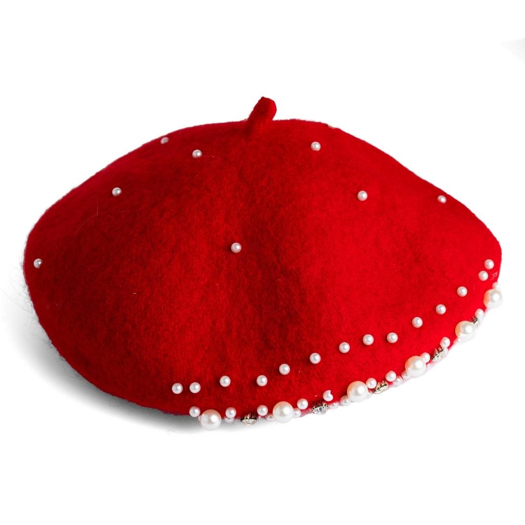 Beret con perlas